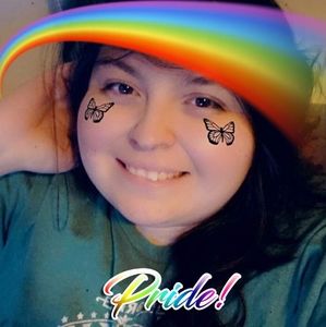 Meet your Posher, Kayla